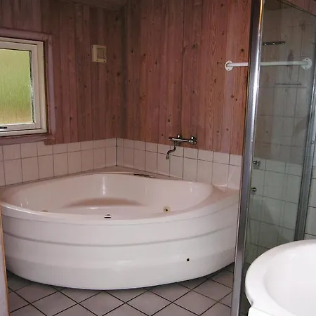 Holiday With Hot Tub Ix Casa vacanze Nordenbro Vesteregn